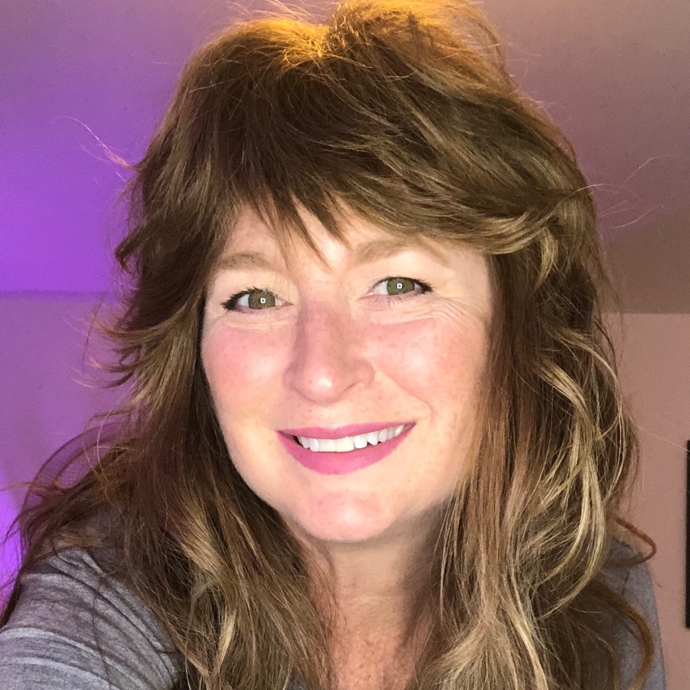Meet your Posher, Deena